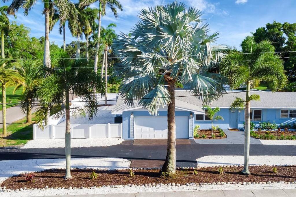 Paradise By The River-Hottub/Pool-Near Beaches برادنتون المظهر الخارجي الصورة